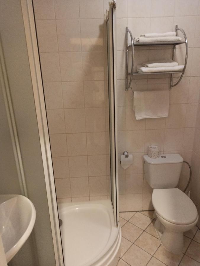 Central Hotel Narva Kültér fotó